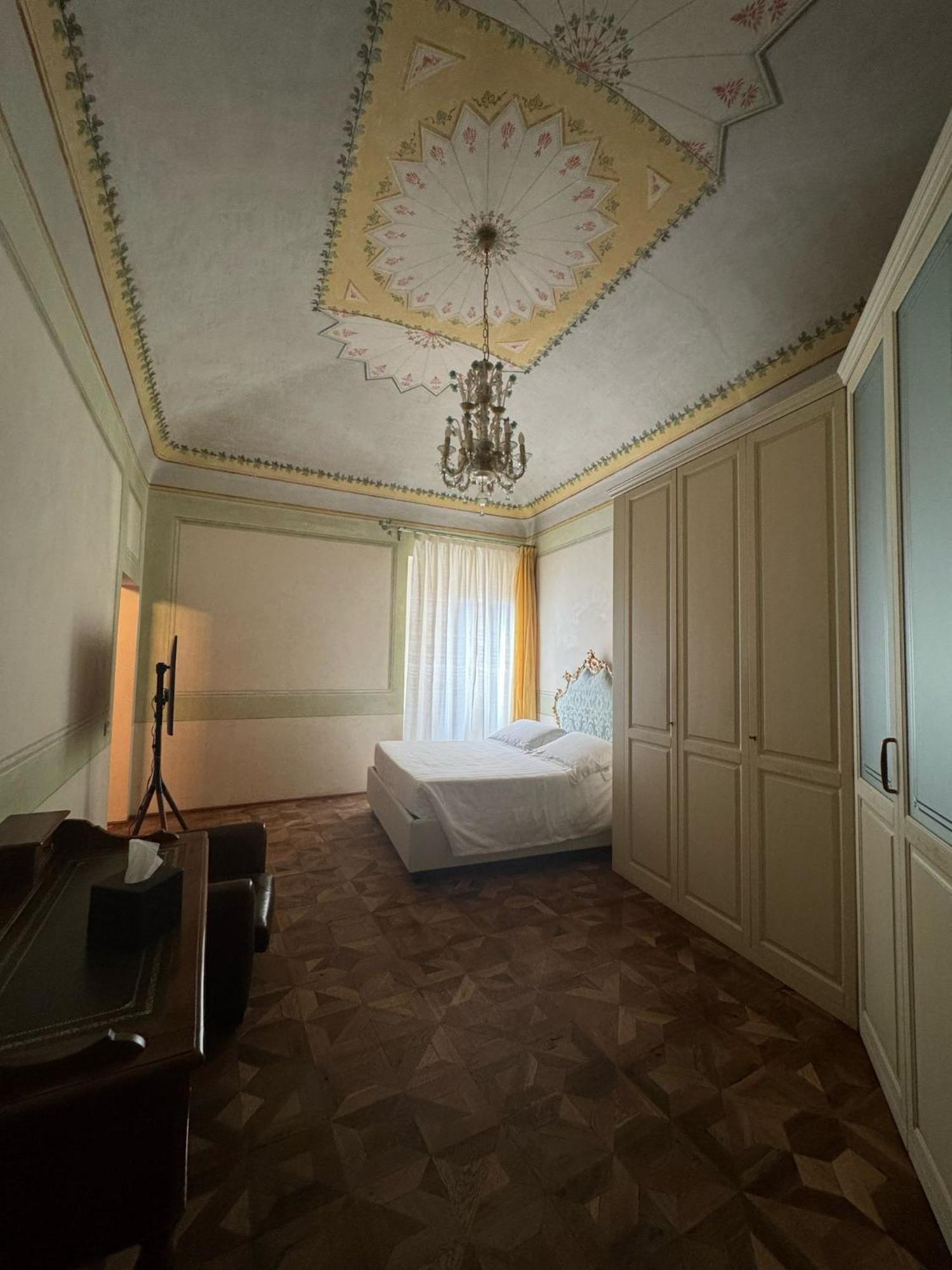 Urbino Apartments - Palazzo Paltroni Studio Eksteriør billede